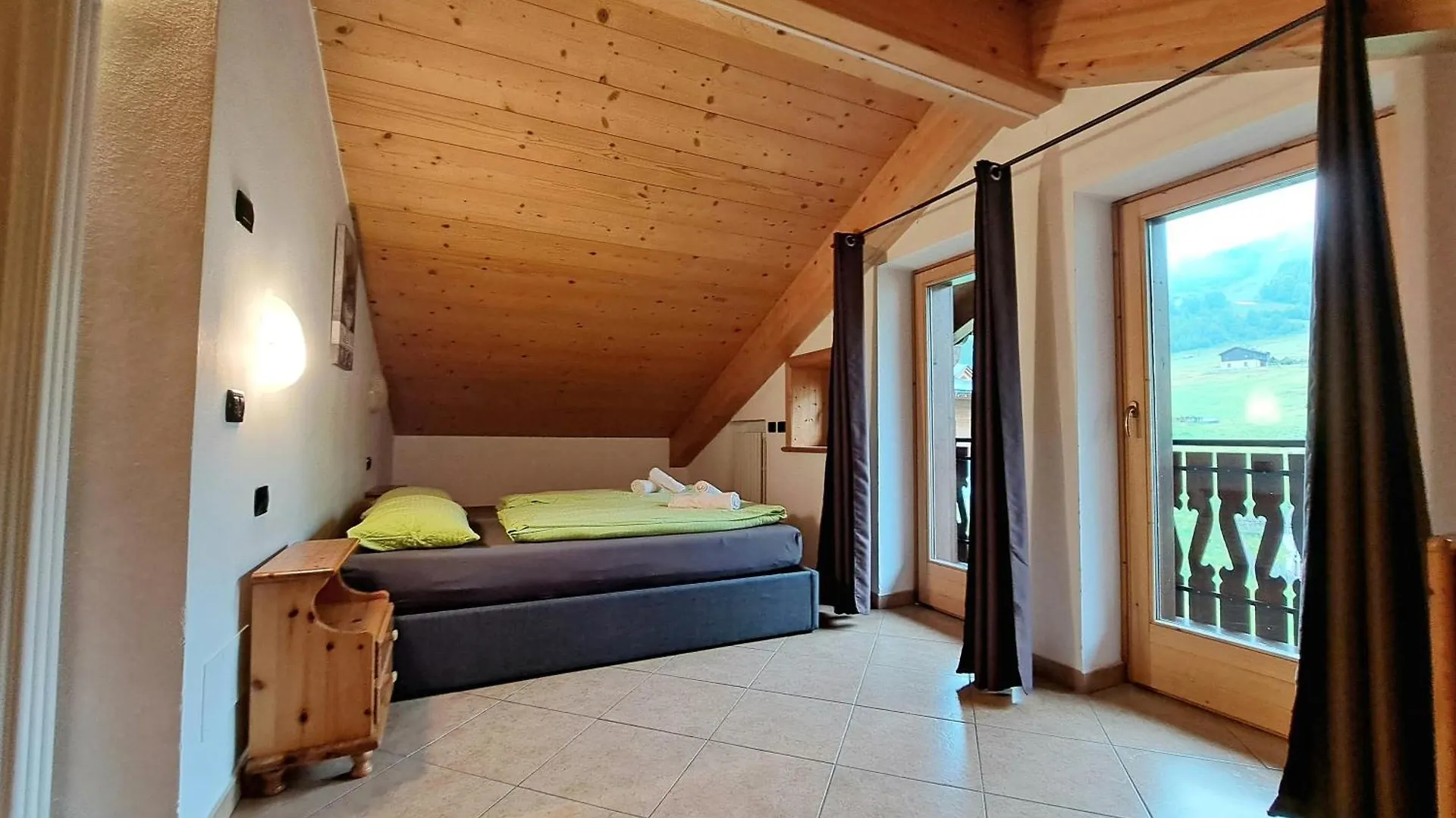 Chalet Da Maria リヴィーニョ 0*,
